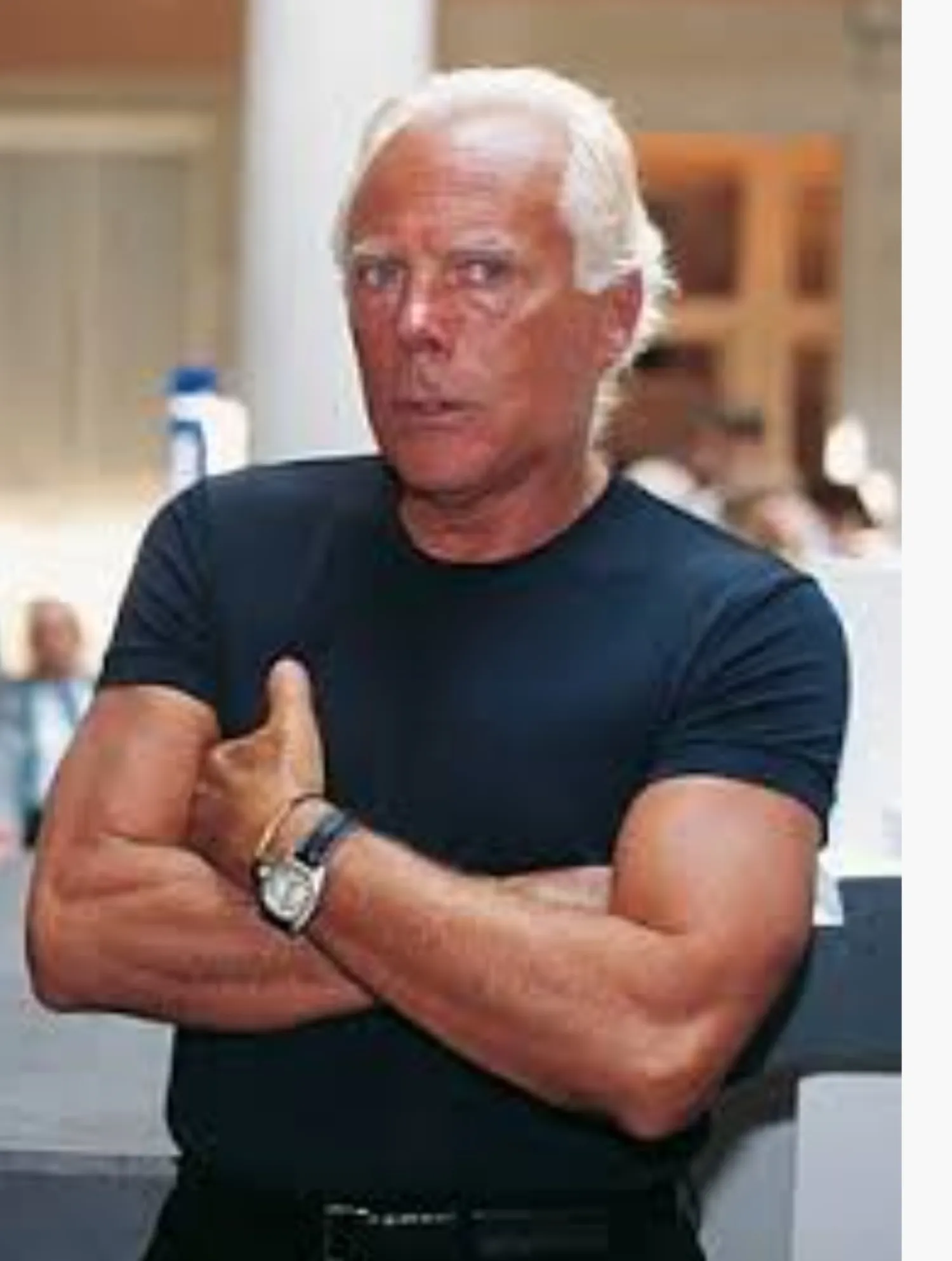 Falleció Armani