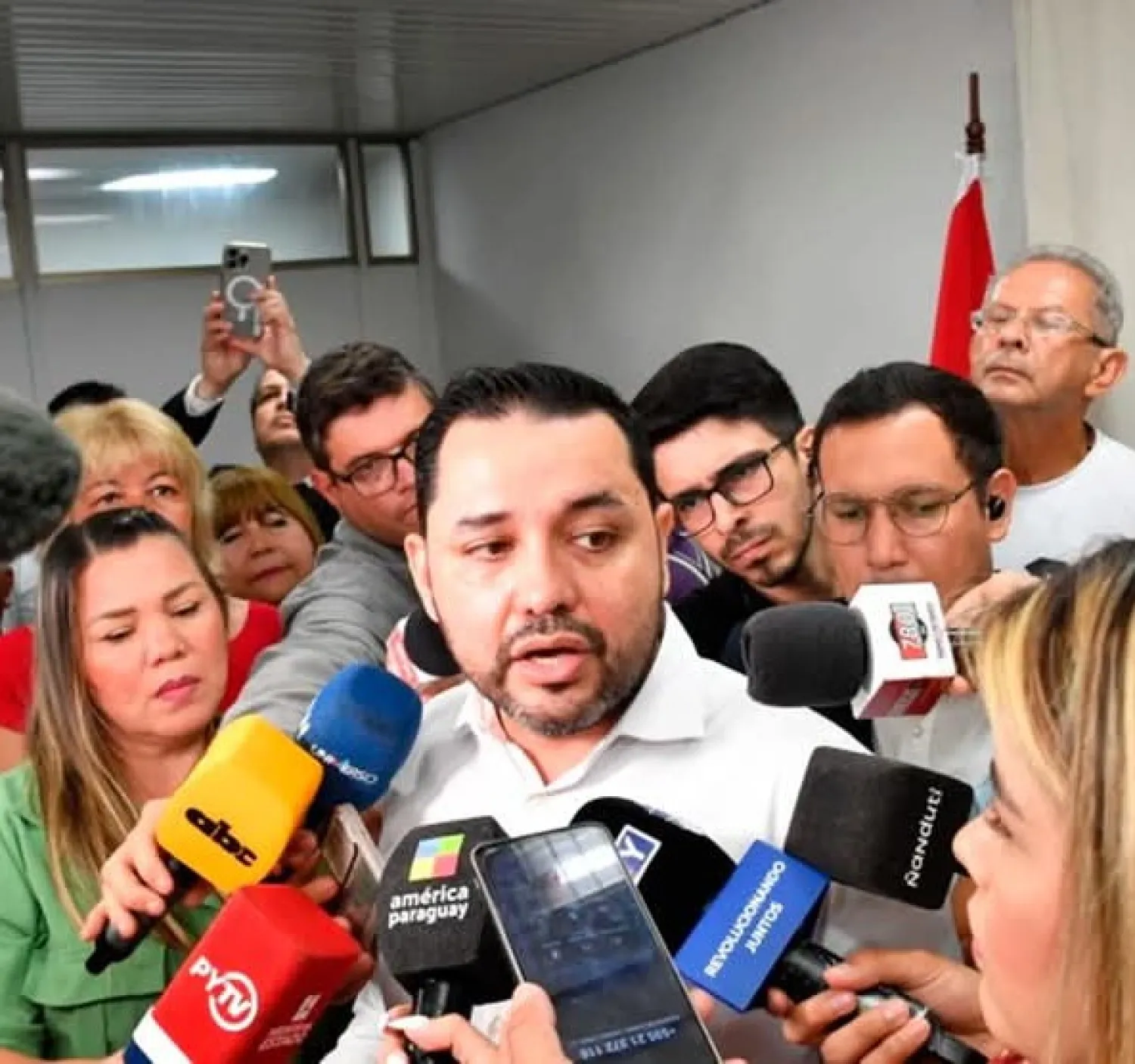 El intendente Luis Bello afirma que hay intención de hacer frente a millonaria deuda que pesa sobre la comuna asuncena.