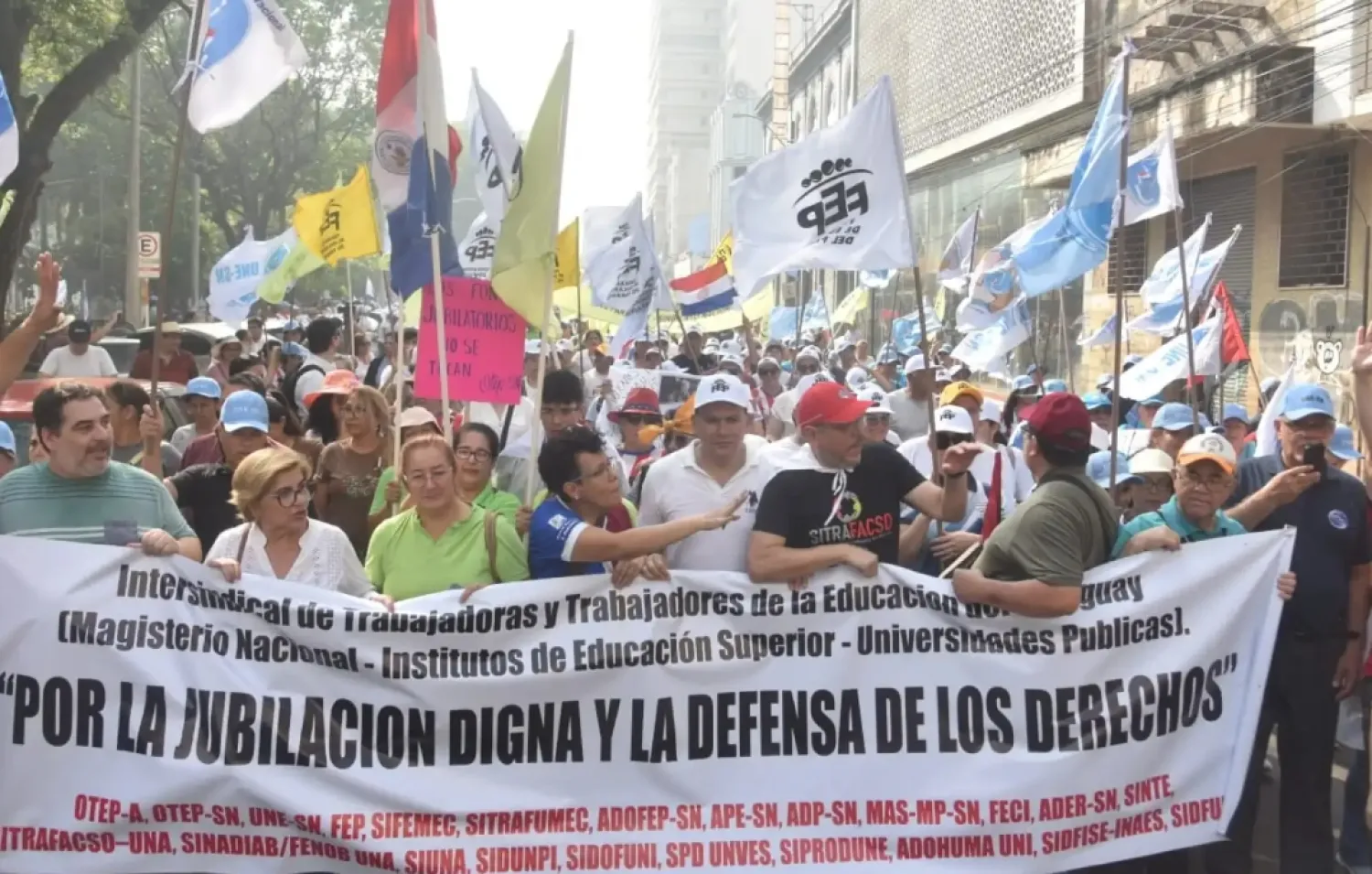 Maestros se puede retirar antes que entre a regir nueva Ley.