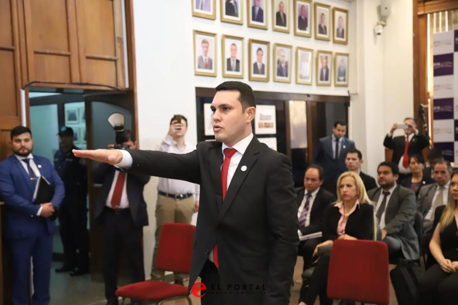El senador Rivas presentó permiso
