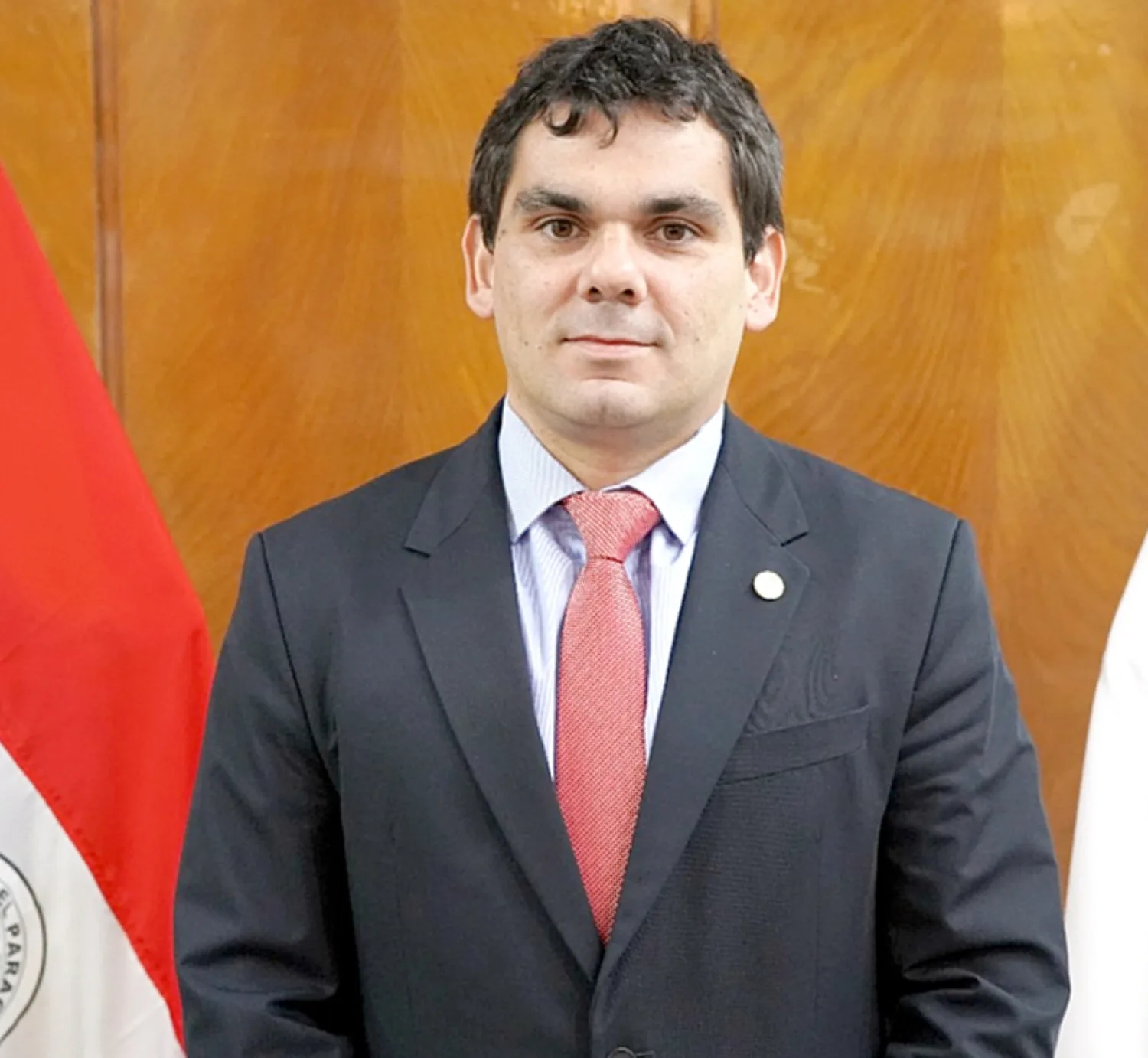 La fiscalía investiga a un exasesor de IPS por enriquecimiento ilícito.