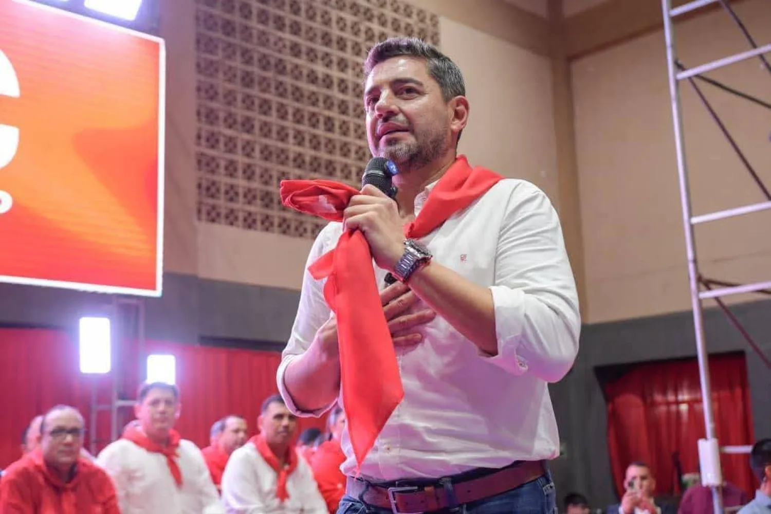 Alliana fue a Caazapá luego de anunciar que aceptó ser candidato a presidente.