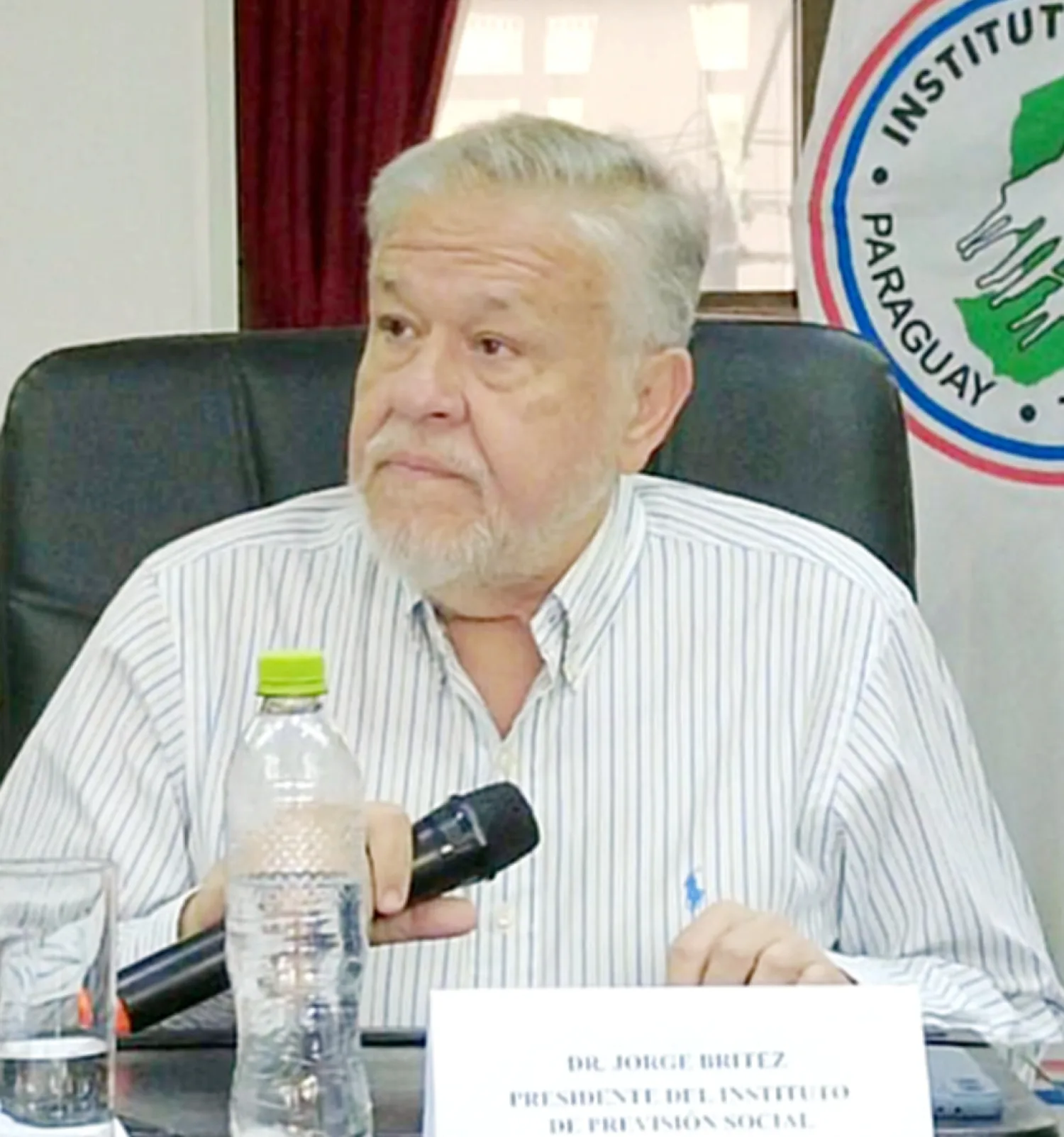 Expresidente salió más millonario de IPS